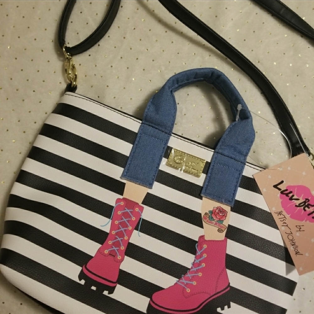 SOLD Luv betsey xbody satchel nwot